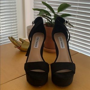 Steve Madden black heels